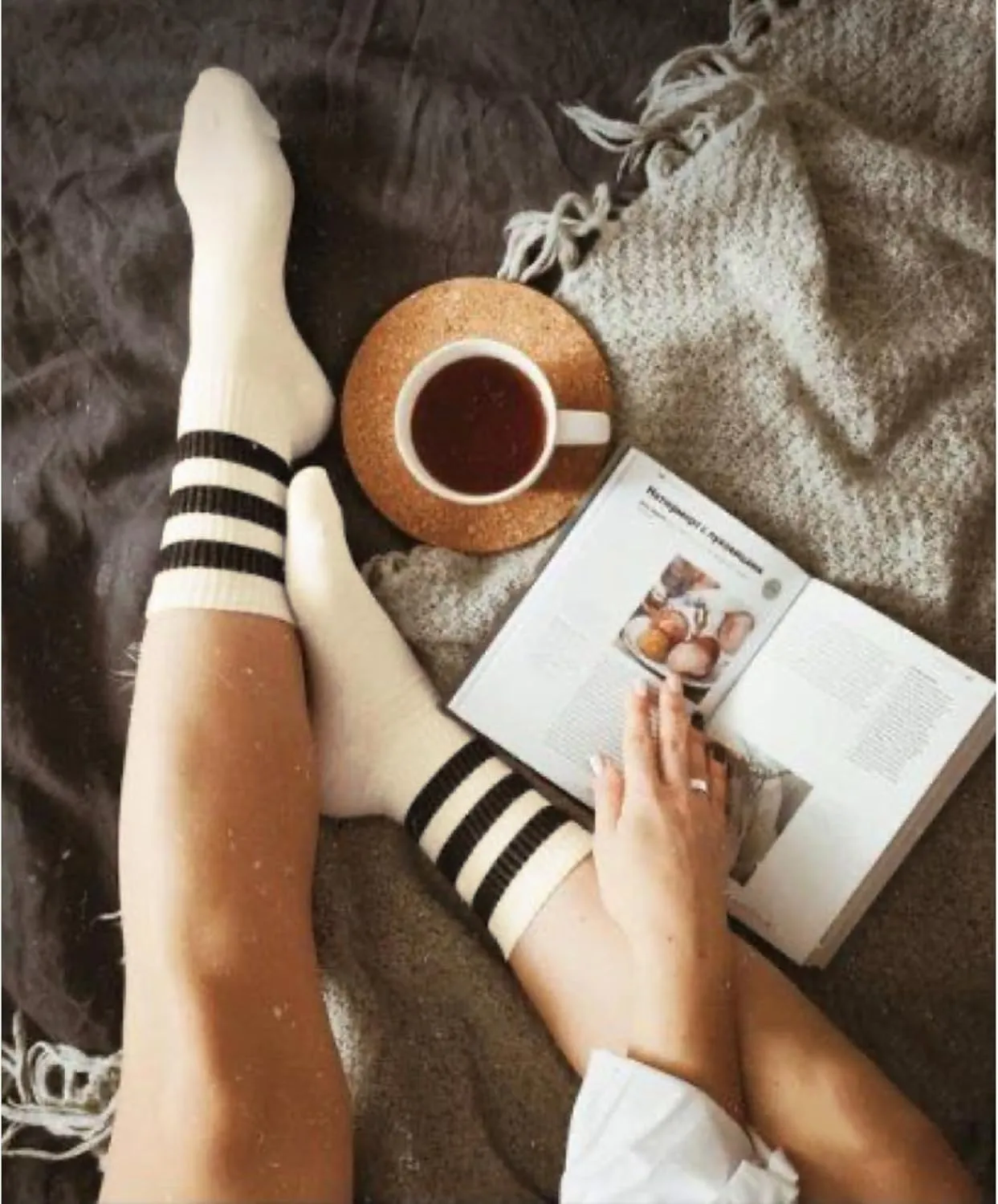 4 PAIRS Striped Crew Socks For Women Casual Cotton Novelty Retro Athltic Socks Unisex MultiColor