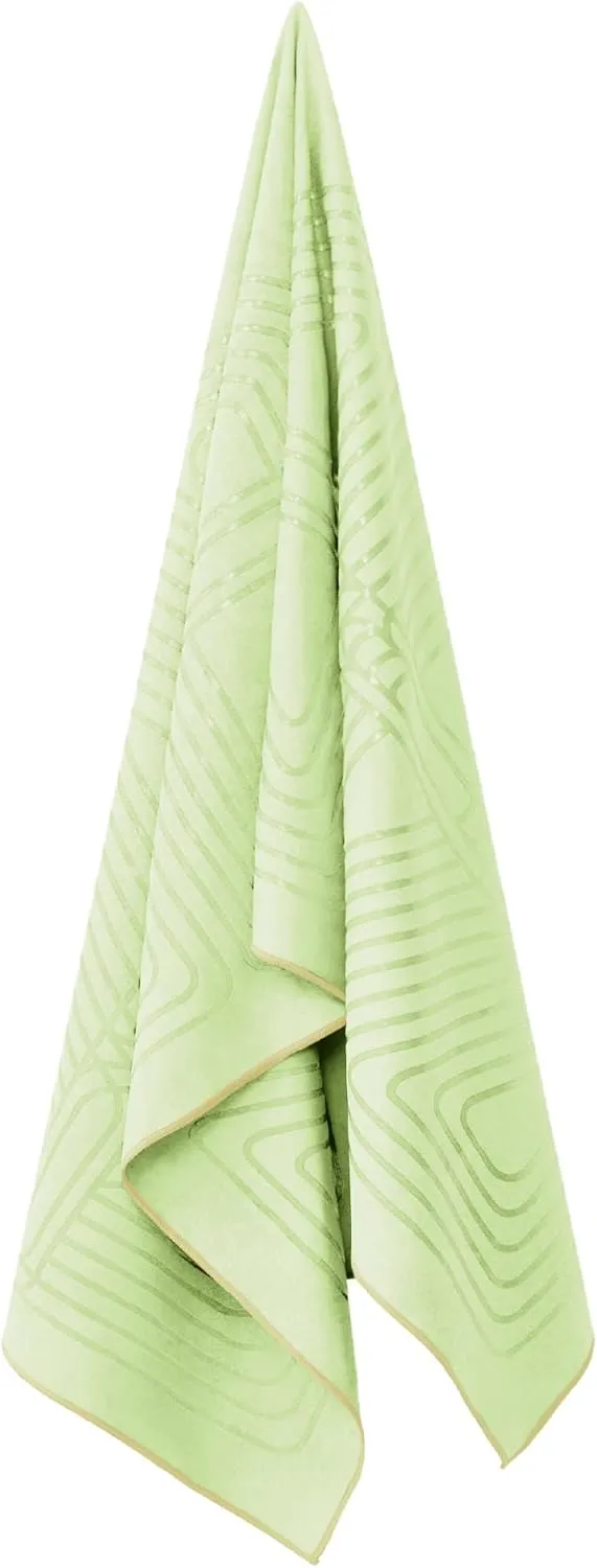 agoy Gecko Warrior - Next-Gen Microfiber Yoga Towel - Double-Sided Silicone Non-Slip Grip – Ideal for Hot Yoga - Ultra Absorbent, Easy to Wash, Travel-Friendly - 30% Recycled Material - Free Wet Bag