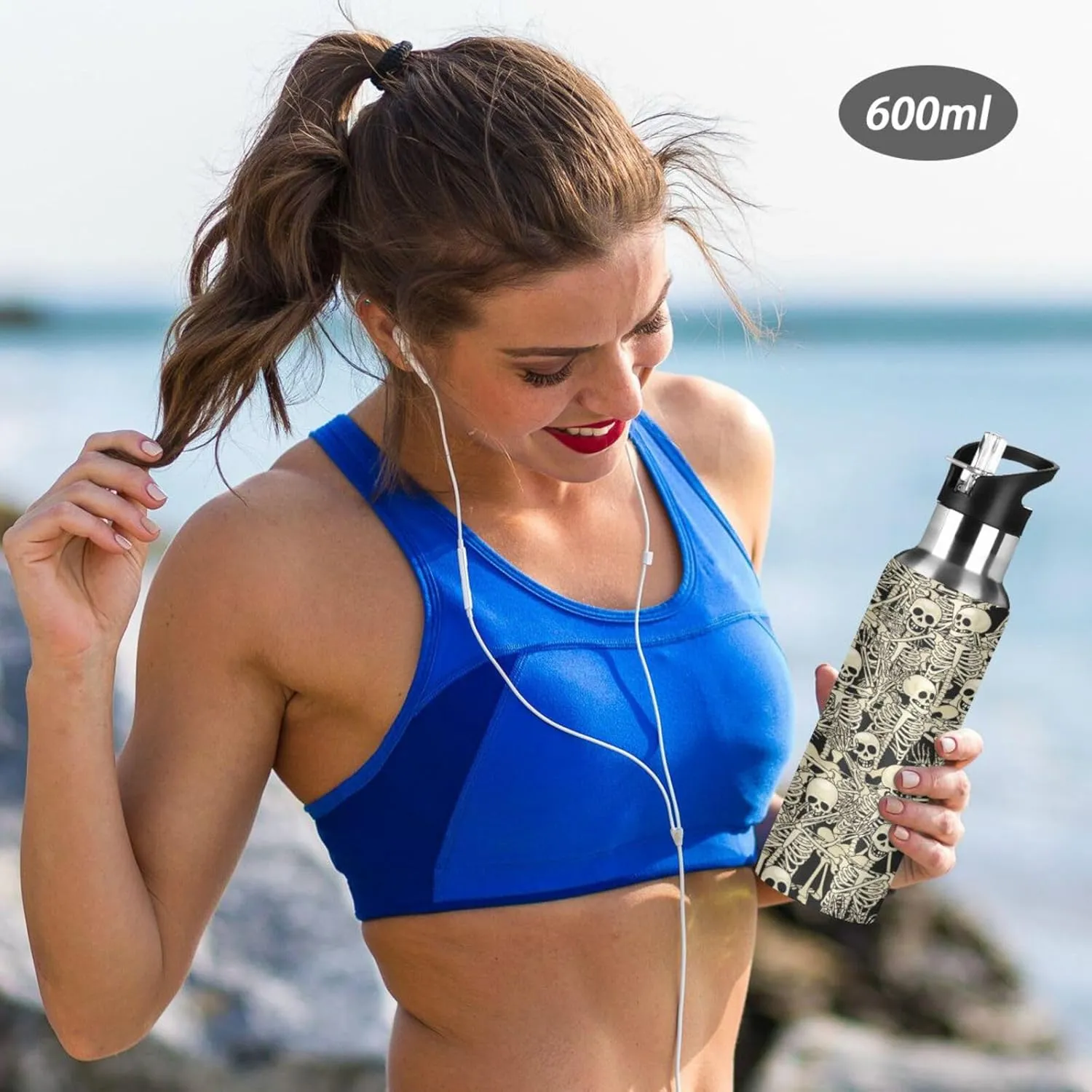 ALAZA Gothic Skull Skeleton Water Bottle With Straw Lids Boys Girls,Vacuum Insulated Leakproof Stainless-Steel Sports Bottle Thermal Flask For Gym Yoga Camping,20Oz (600Ml)