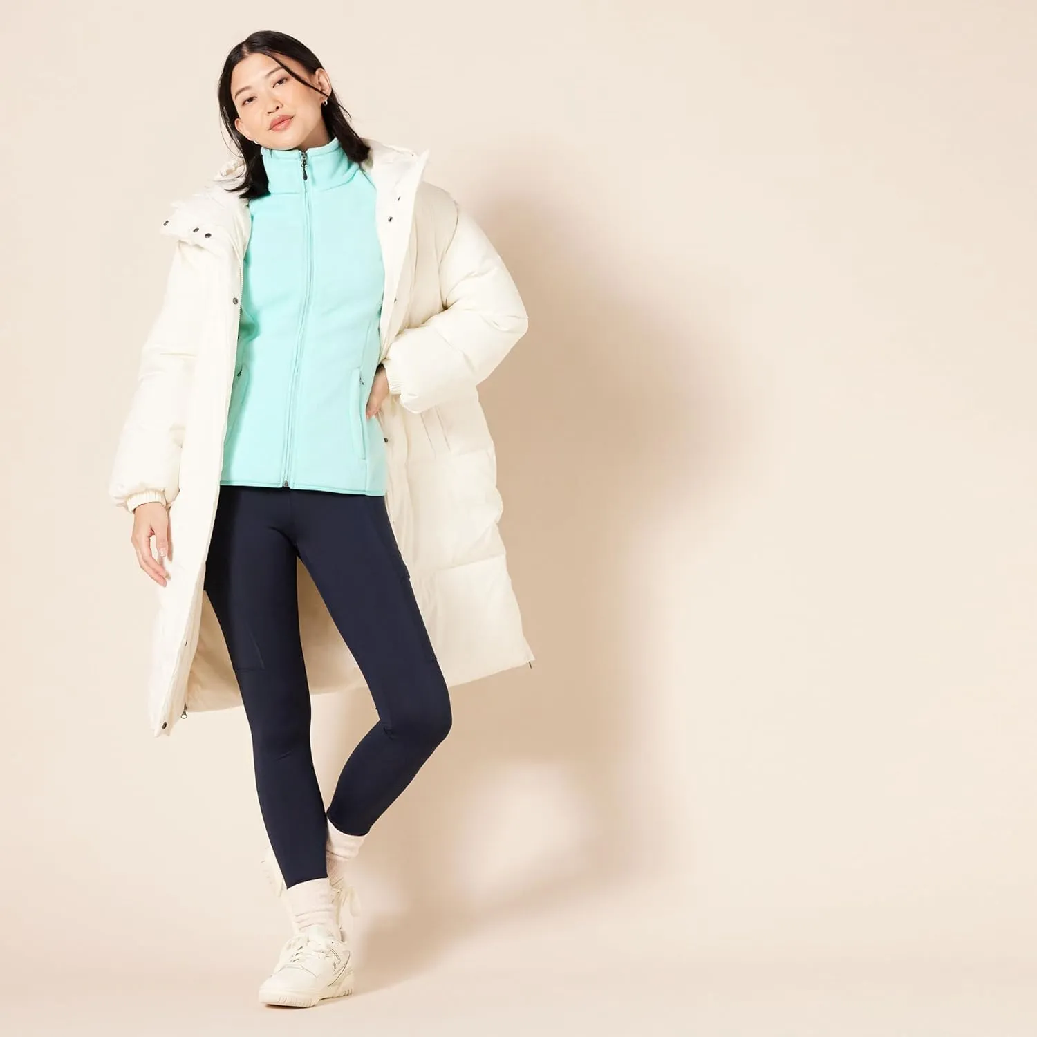 Amazon Essentials Women's Classic-Fit Full-Zip Polar Soft Fleece Jacket (Available in Plus Size)