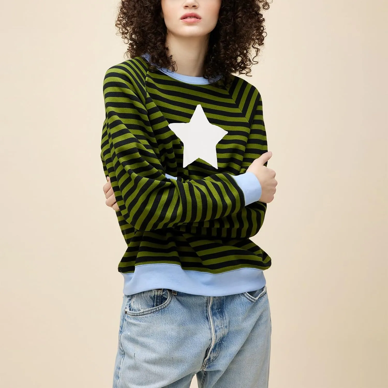 Amiblvowa Y2K Oversized Sweatshirt for Women Cute Star Graphic Long Sleeve Crewneck Sweatshirt Aesthetic Pullover Jackets