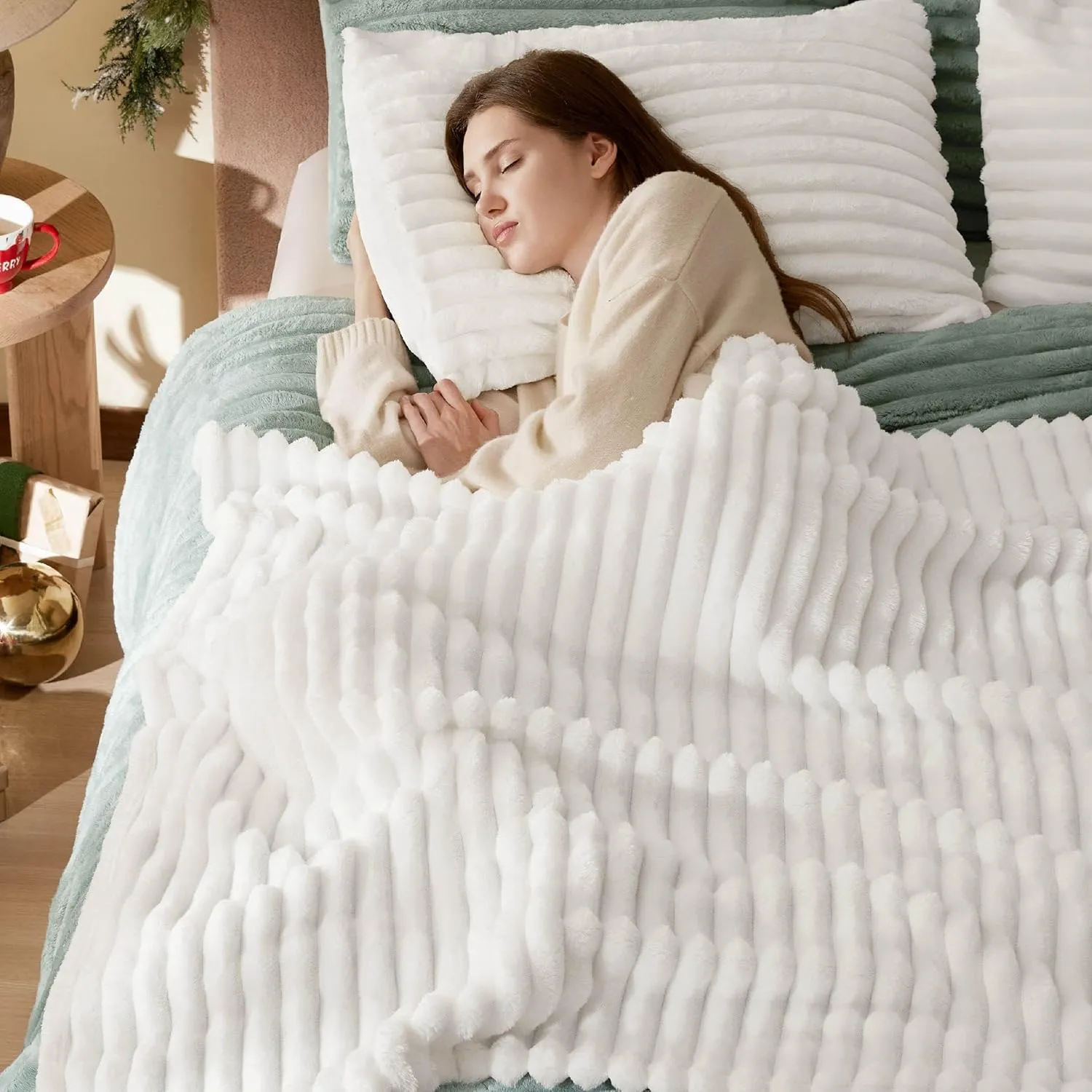 Bedsure Twin Blanket for Bed - GentleSoft Cozy Soft Blankets for Women, Cute Small Fleece Throws for Girls, Graduation Decorations Gift for Her Him School Dorm, Off White, 60x80 Inches