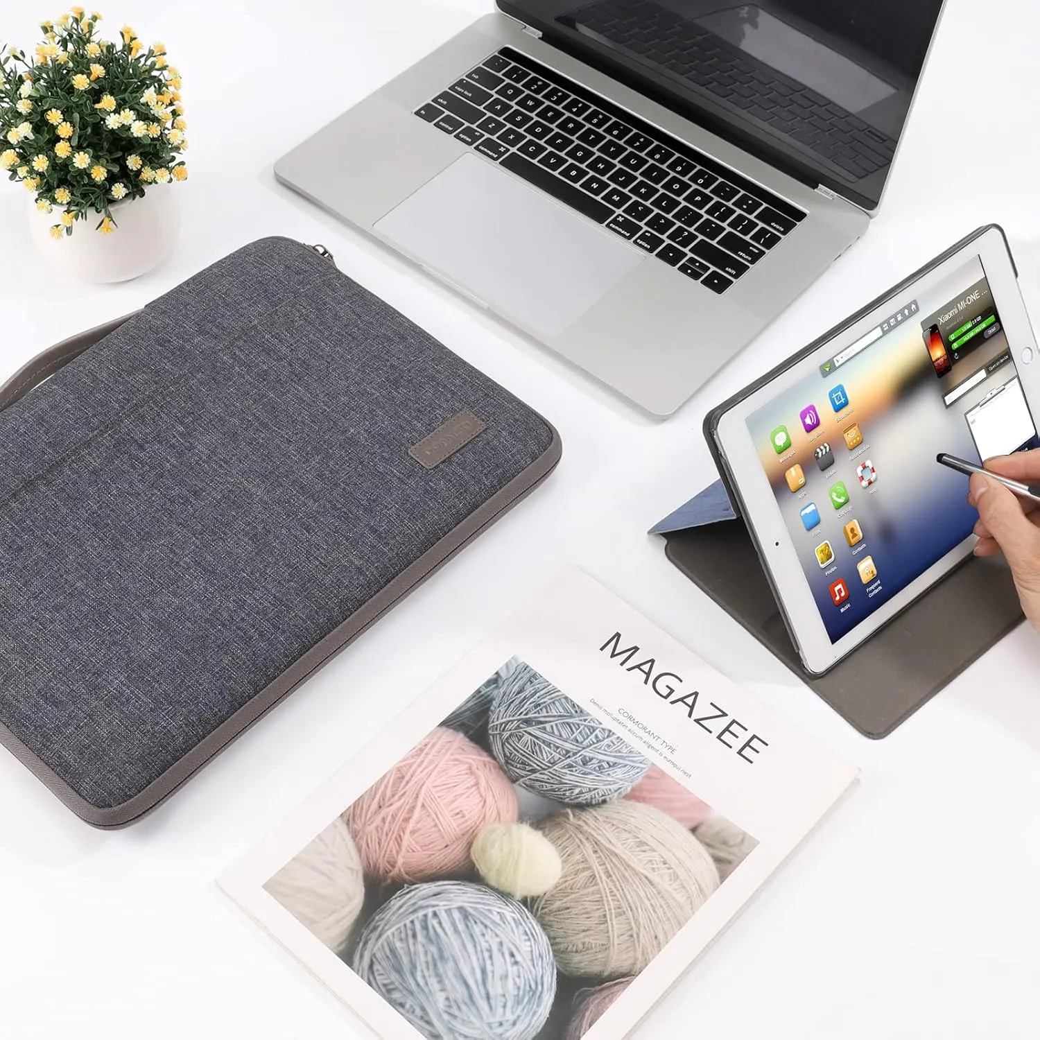 DOMISO 10.1 Inch Laptop Sleeve Notebook Portable Carrying Bag Case for 9.7-10.1" Tablet/9.7" 10.5" 11" iPad Pro/10.5" iPad Air/Microsoft Surface Go/Samsung Galaxy Tab S3 S4/Ideapad D330, Dark Grey