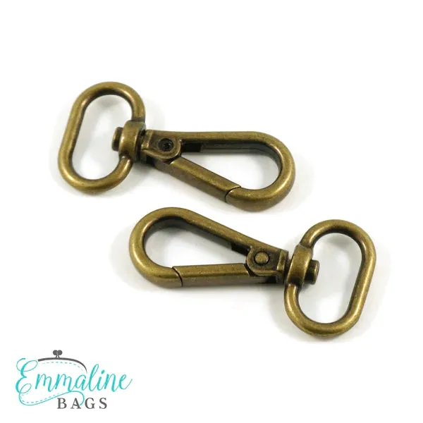 Emmaline 3/4" Flat Swivel Hook
