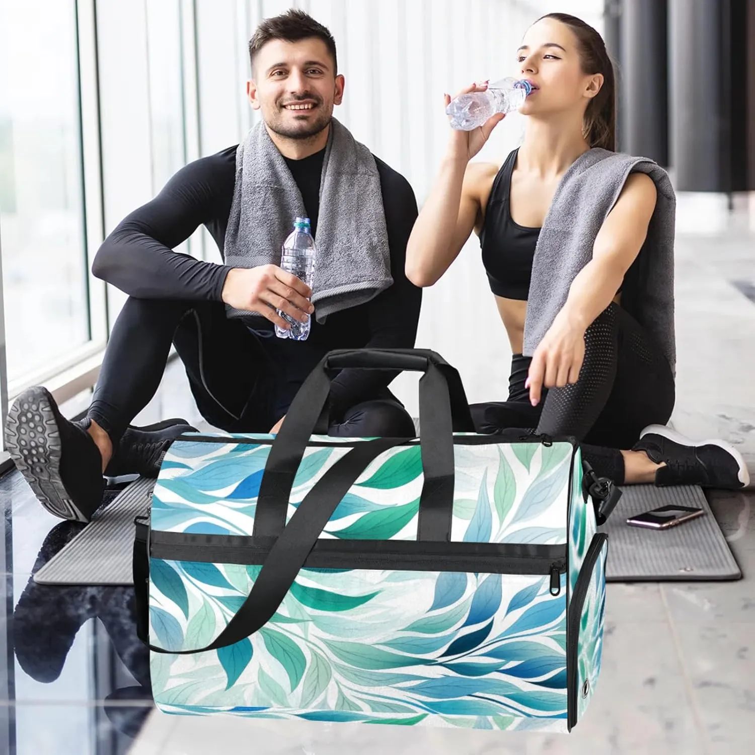 Green Background Gym Duffle Bag for Men, Leaf Texture Waterproof Sports duffle bag for travel Weekender Bags for Women Overnight Bag with Shoes Compartment