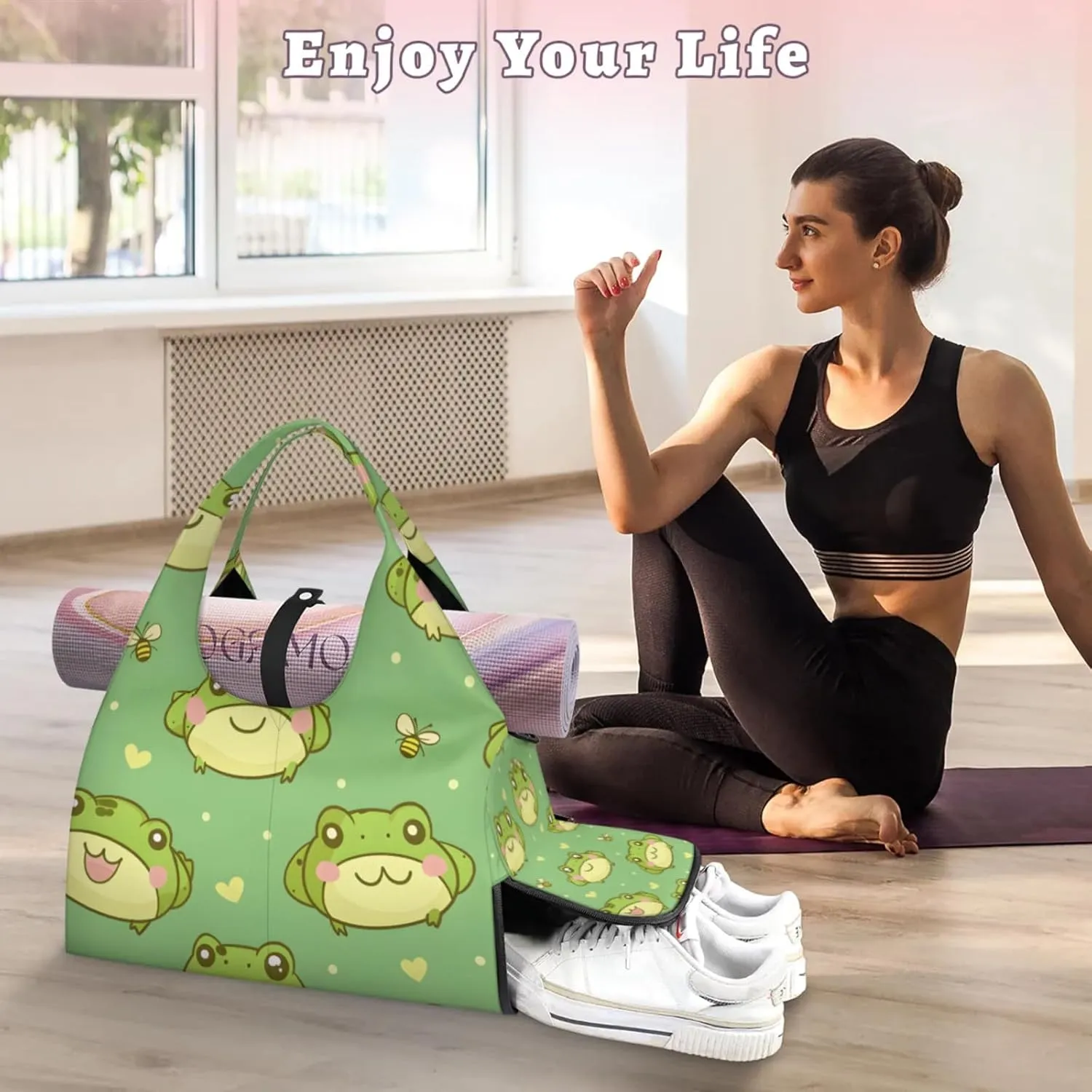 Gym Bag for Women Frogs Love Hearts Duffel Bag with Shoe Compartment and Yoga Mat Holder Portable Weekender Bags Travel Tote Bags