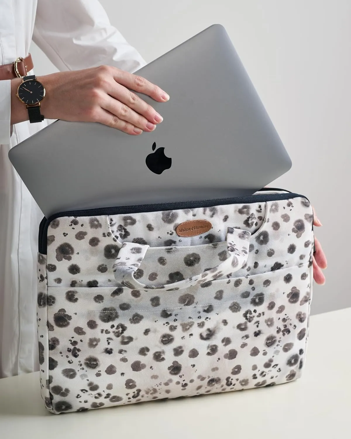 Maison d'Hermine Laptop Bag upto 13.5 inch Stain and water repellent Cotton canvas - Cheeta
