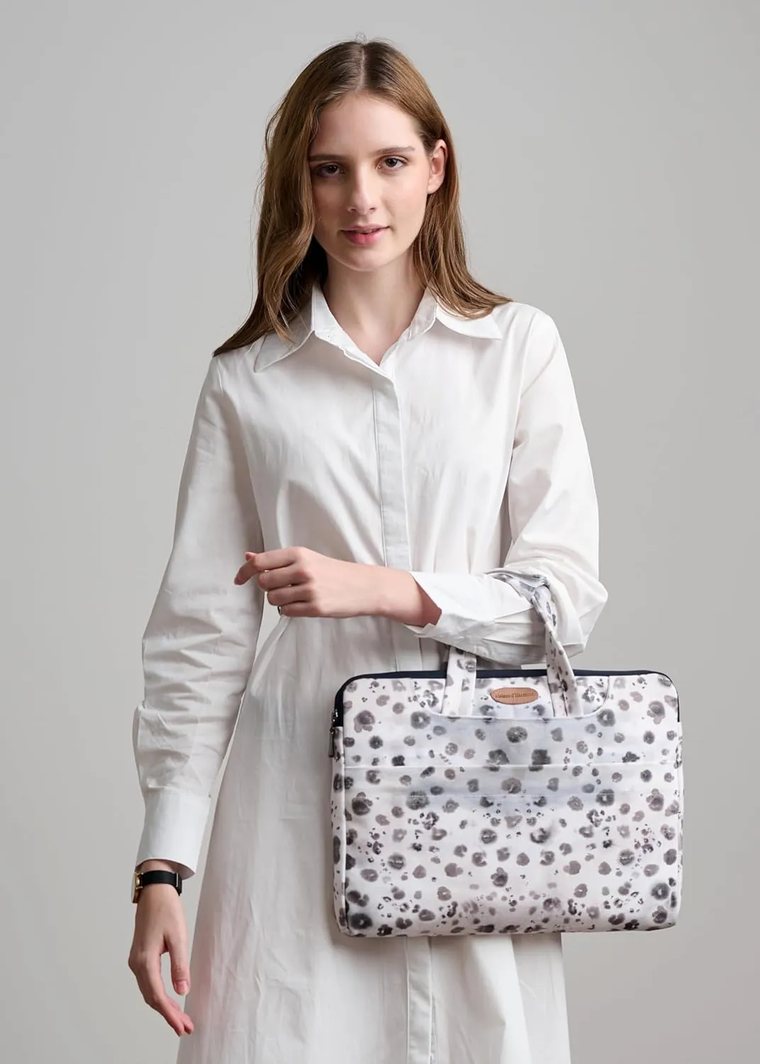 Maison d'Hermine Laptop Bag upto 13.5 inch Stain and water repellent Cotton canvas - Cheeta