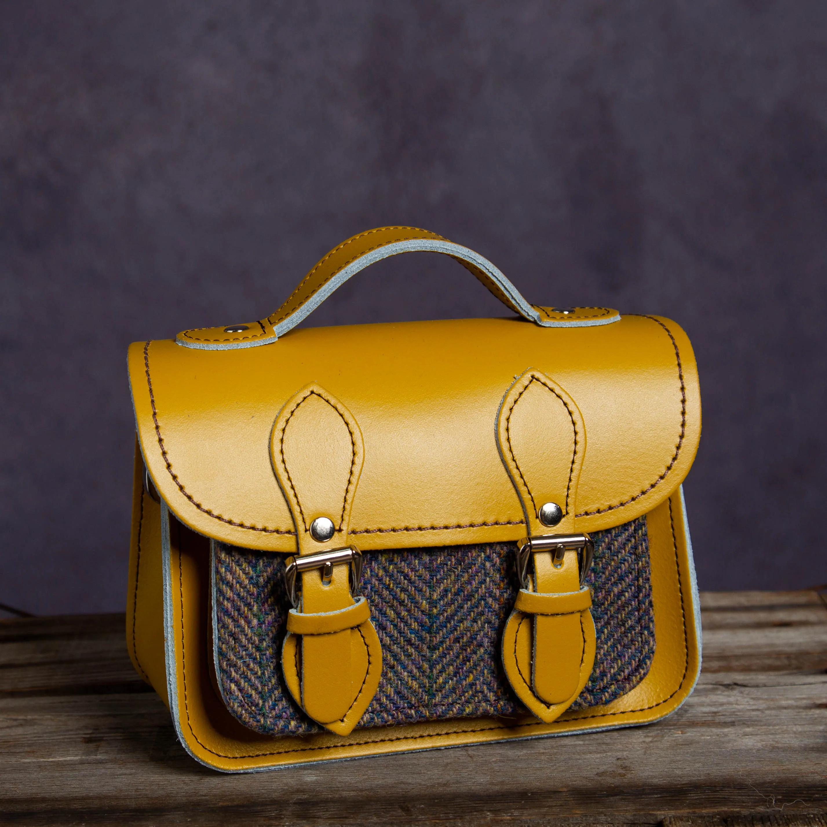 Medium Satchel 01
