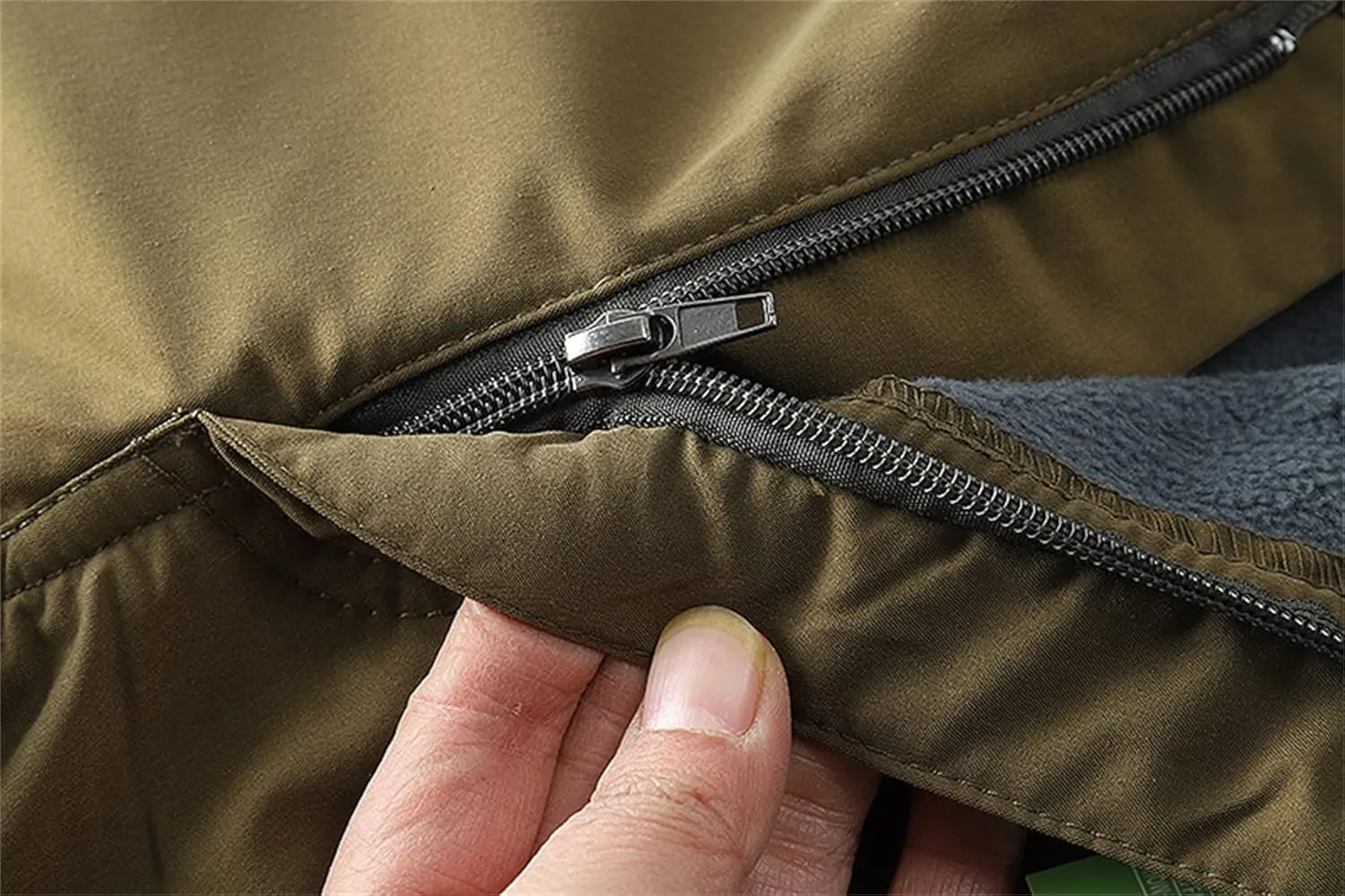 Mens Snow Ski Waterproof Cargo Pants Insulated Softshell Snowboard Pants Outdoor Hiking Fleece Lined Bottoms with Belt (Large,Black (Free Belt))