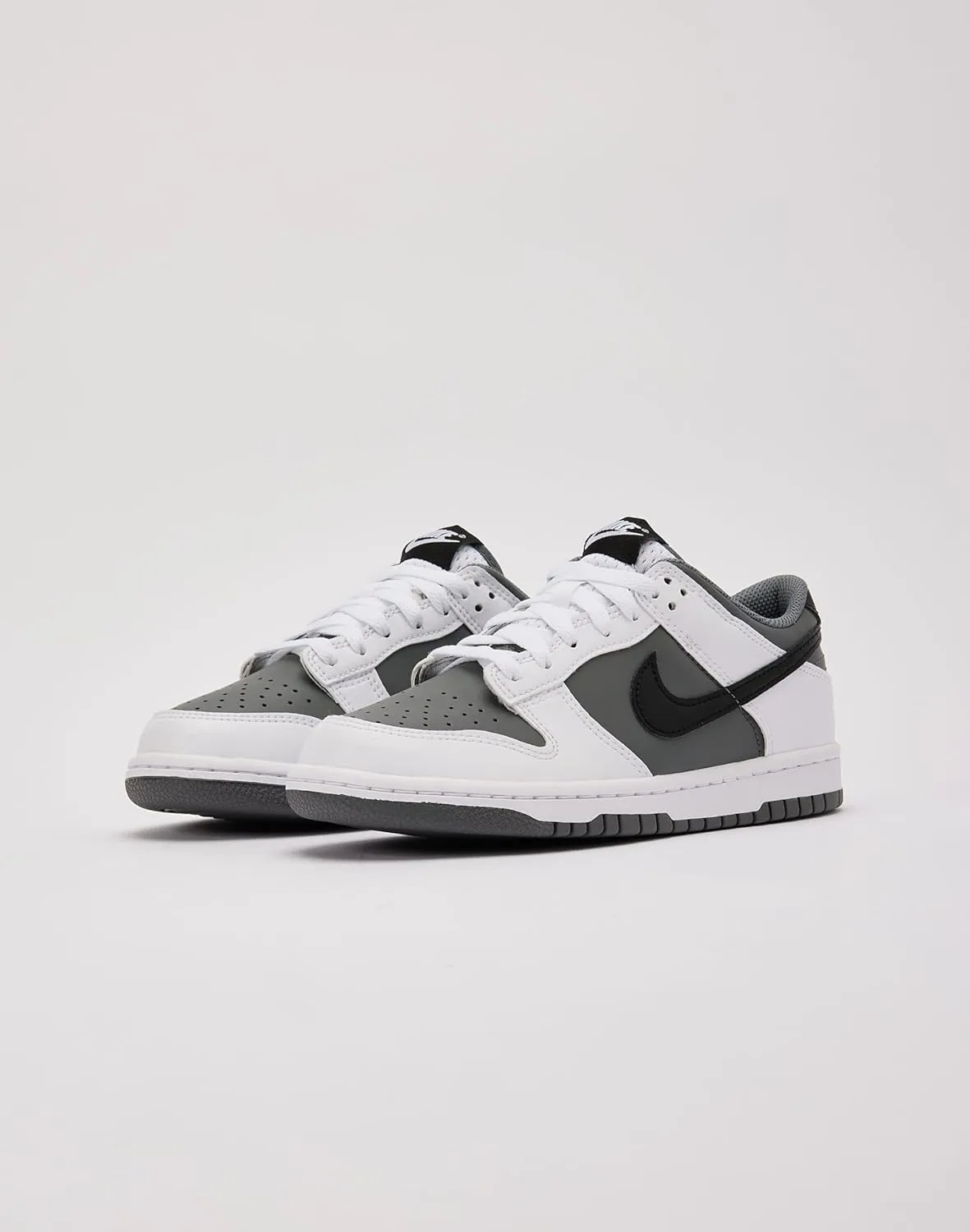 Nike Dunk Low Grade-School (HJ9202-100, White/Black)
