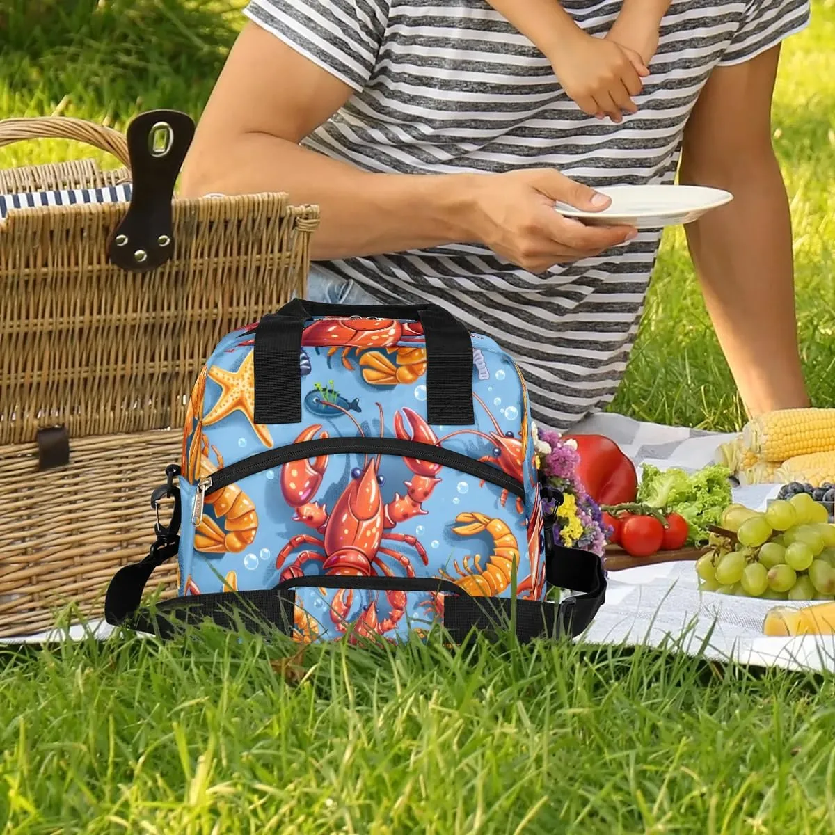 QsirBC Lovely Crayfish Lunch Tote Insulated Lunch Bag Adult Bags with Strap Women Men Reusable Cooler Lunch Box for Work Picnic Travel Shopping Beach