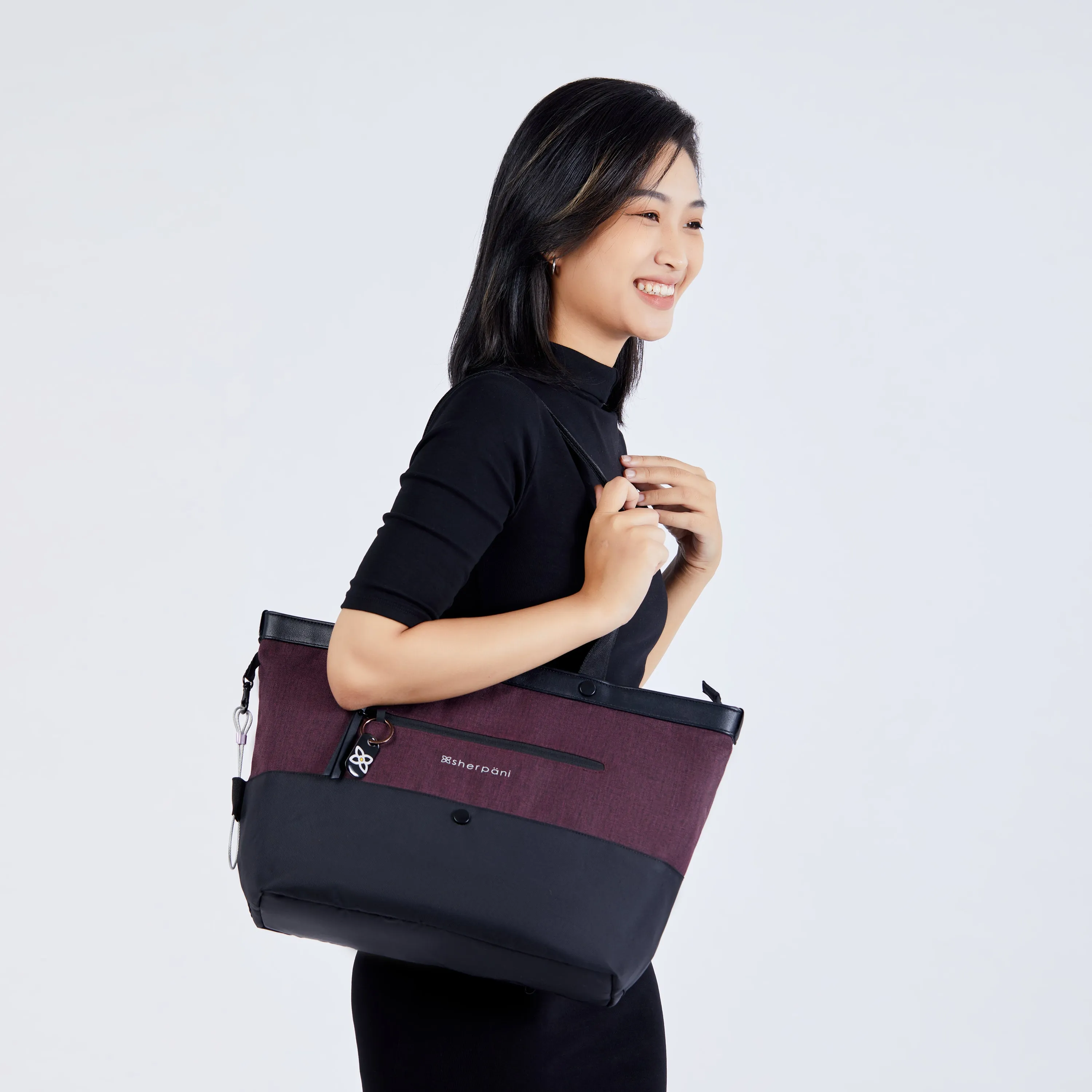 Sherpani Cali AT Travel Tote Bag merlot