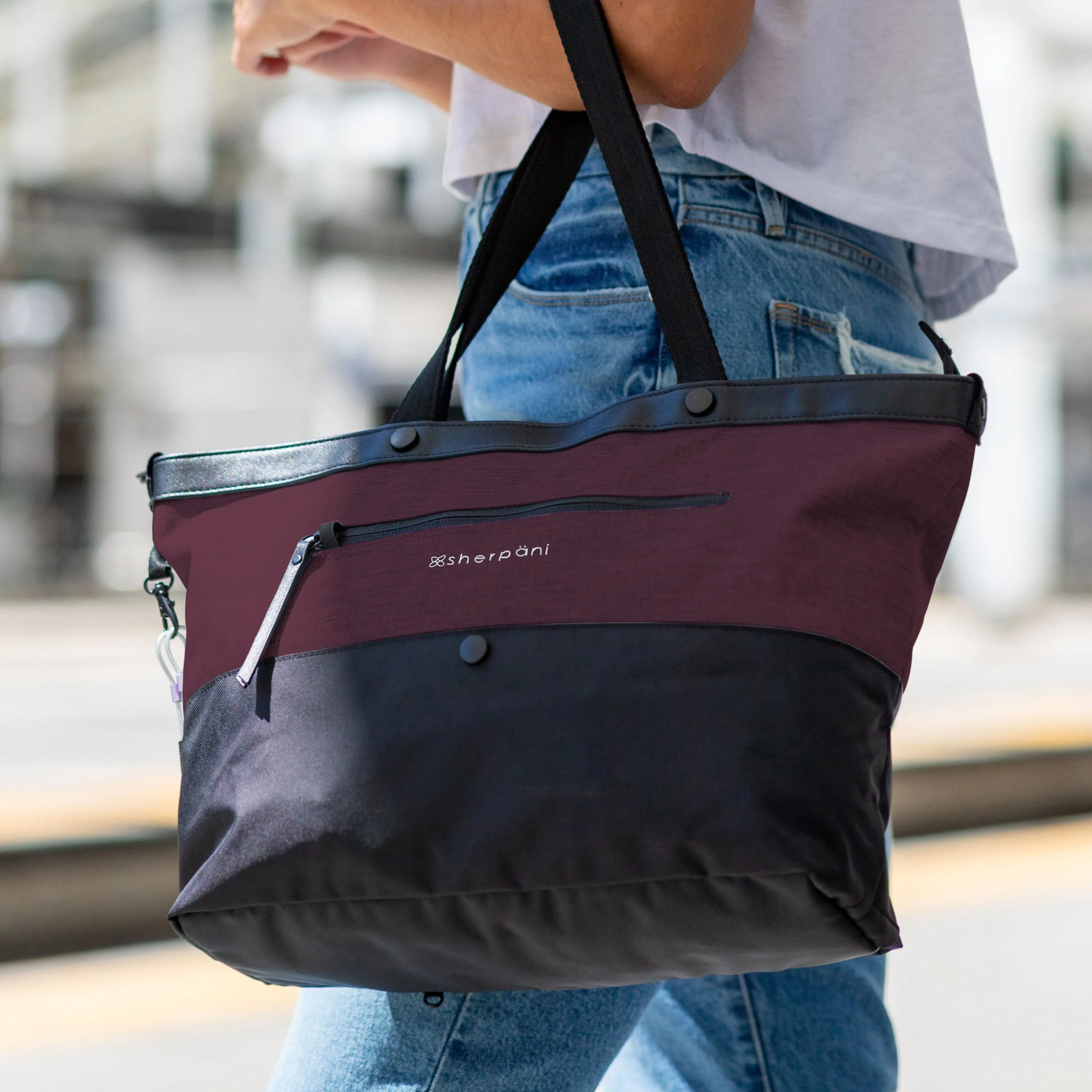 Sherpani Cali AT Travel Tote Bag merlot