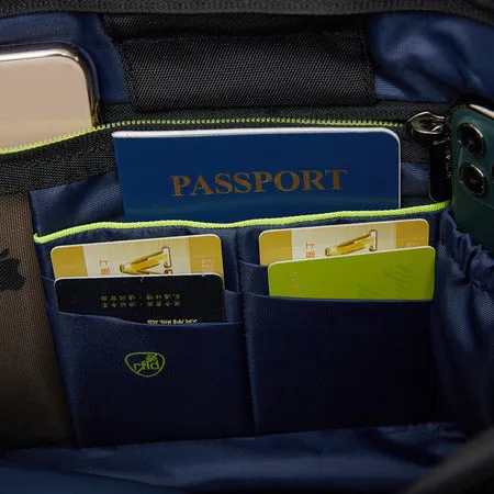 Travelon Anti-Theft Urban Messenger