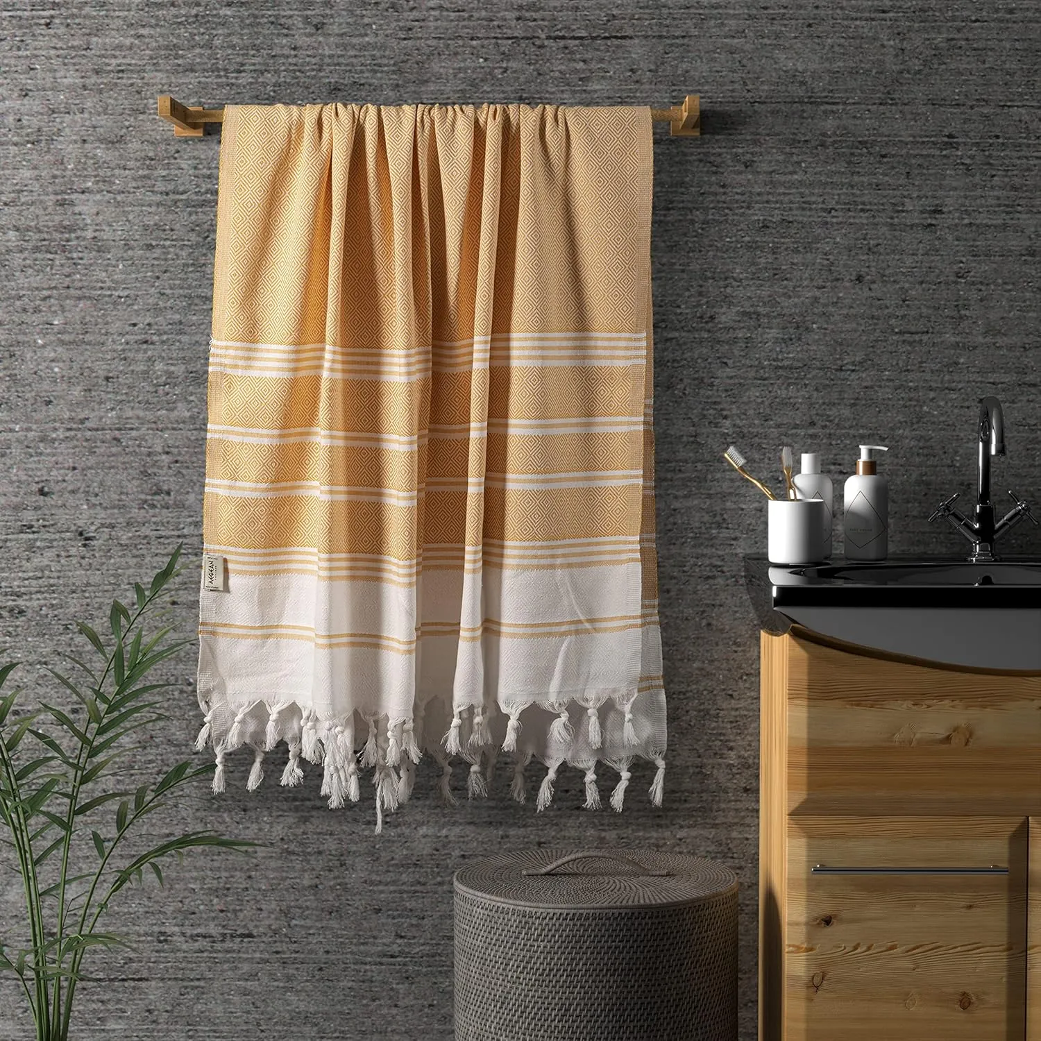 Turkish Beach Towels, Oversized, Sand Free Bath Towel, Packable, 41 x 68 inches, Soft, Quick Dry, Ideal for Swimmers, Travel, for Men & Women, Extra Large, Royal Yellow, Pack of 1