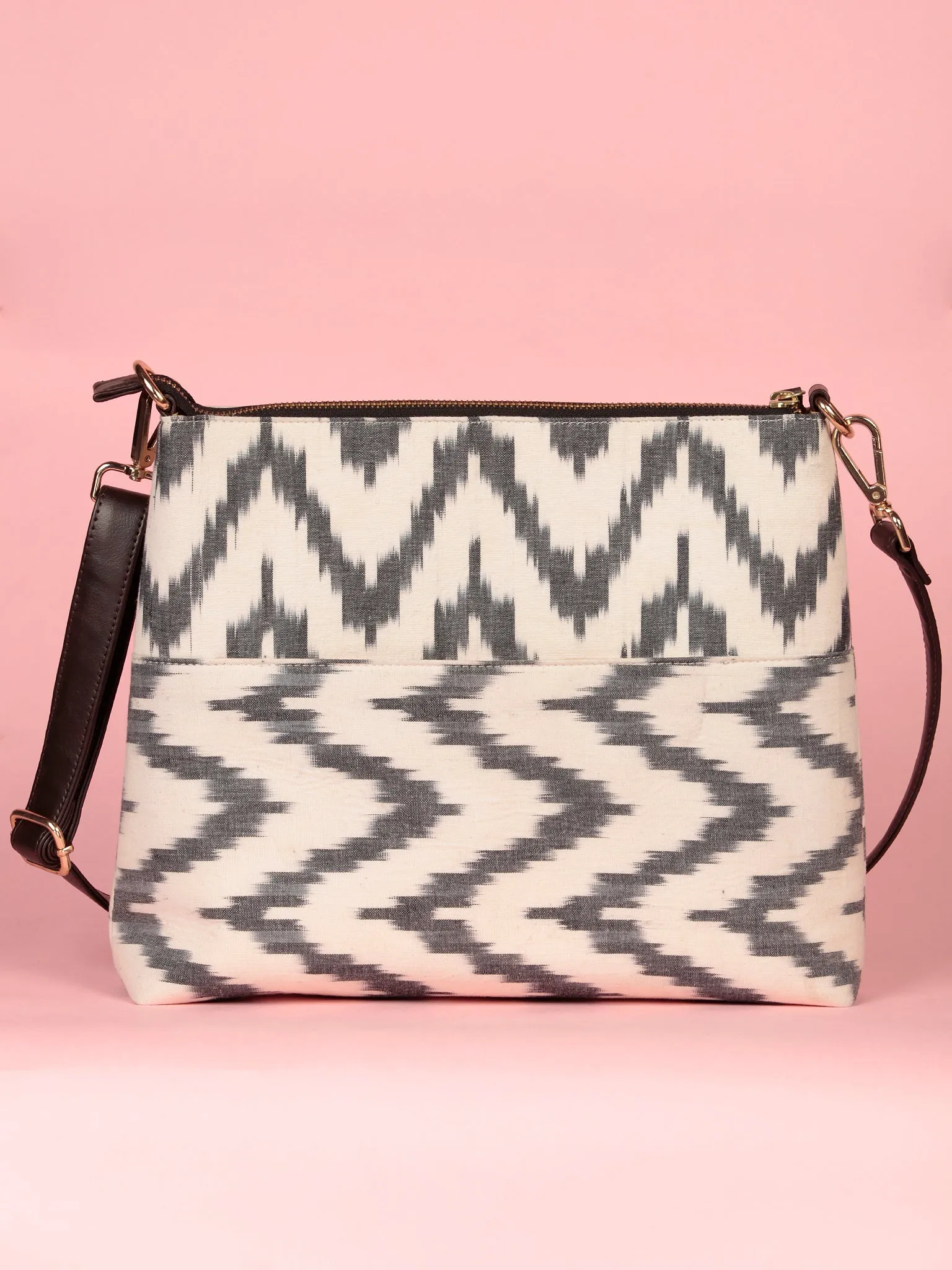 White Ikat Sling Bag - B1705