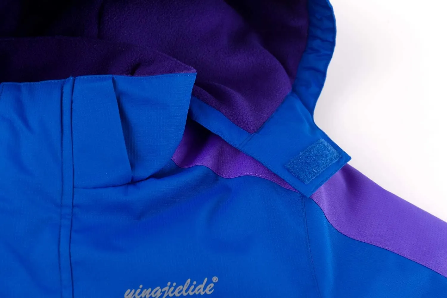YINGJIELIDE Boy's Waterproof Ski Jacket,Kids Outdoor Snowboarding windproof Jacket,Fleece Lined Hooded,Warm Winter Snow Coat