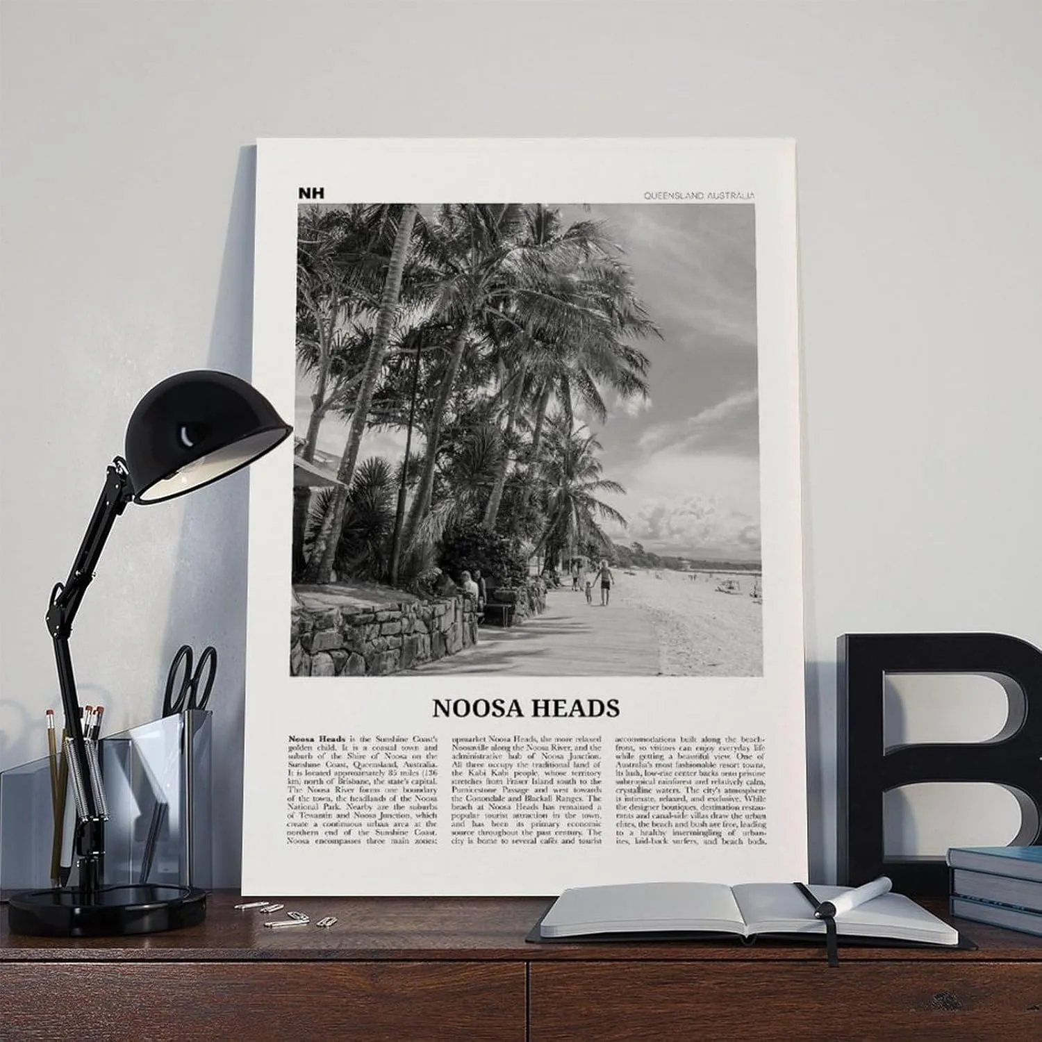 ZMLWMY Noosa Heads Black And White Beach, Sunshine Coast, Queensland, Australia, Oceania Retro City Map Travel Landscape Poster for Room Aesthetics Canvas Wall Art And Print 24x36inch(60x90cm)